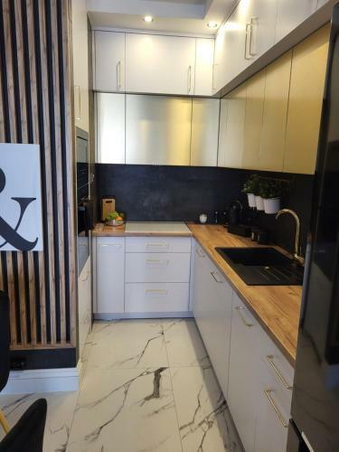 Apartament Sixtysix 66 Z Kominkiem