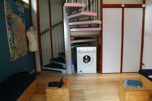 Chillton Hostel