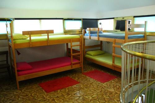 Chillton Hostel