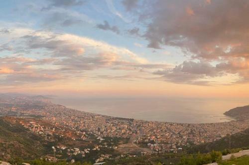 Villa With Fantastic Panoramic Views