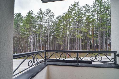Beli Bor Apartmani Zlatibor