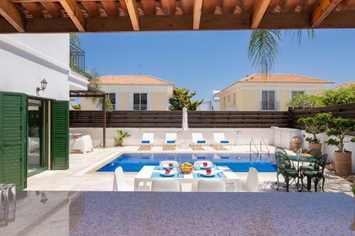 Villa Eftihia
