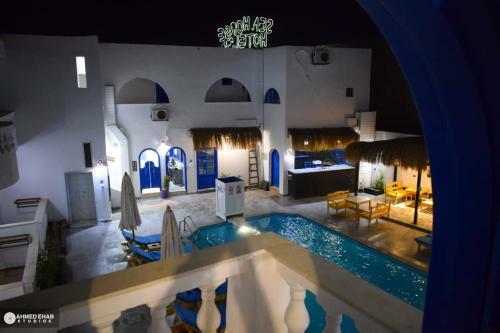 Sea Horse Hotel