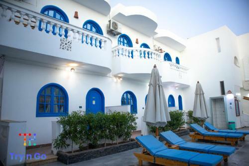 Sea Horse Hotel