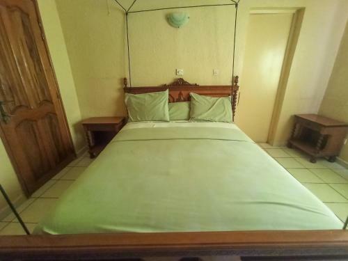 Charming 5-bed House In Fimela