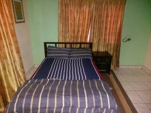 3 Br Apartment With Swimming Pool