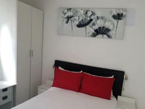 Hostal Iqhayiya Guest House