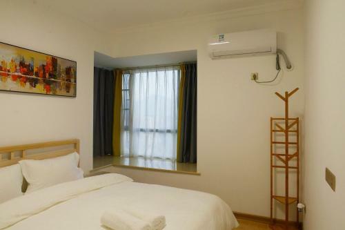 Locals Apartment House 11