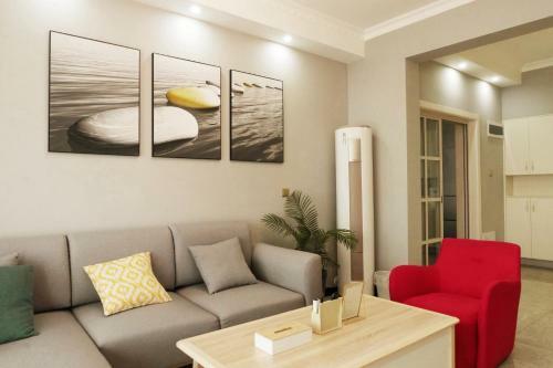 Locals Apartment House 11