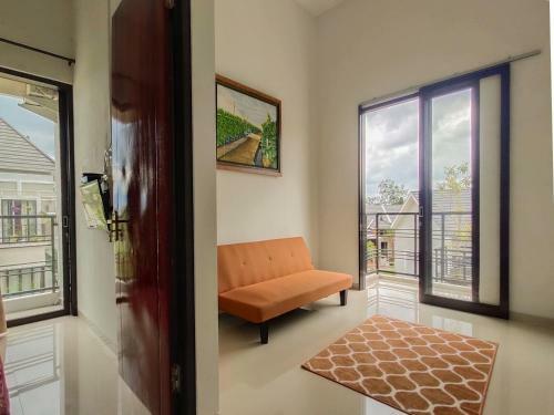 Golden Leaf Villa