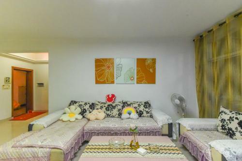 Locals Apartment Place 14