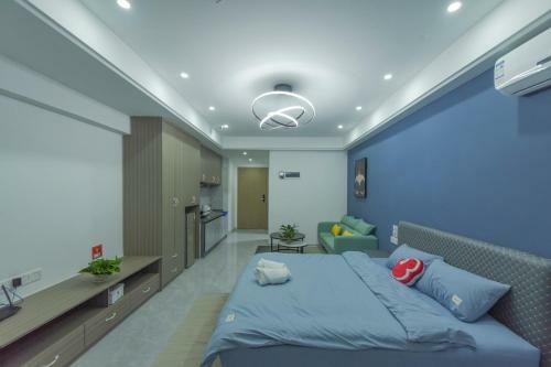 Locals Apartment House 04
