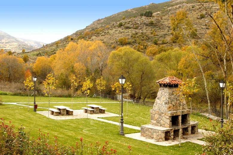 Hotel Ribera Del Corneja