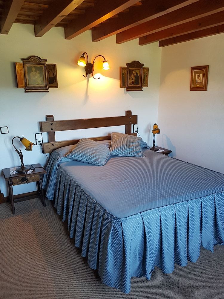 Hostal Pension Castio
