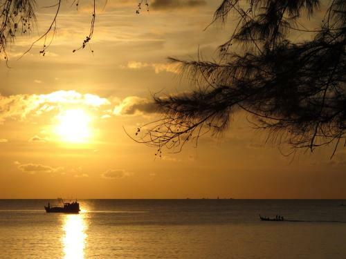 ?sunset Ocean Front Villa