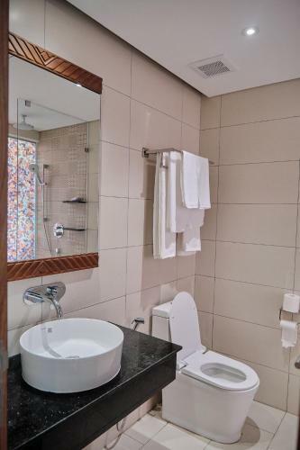 Apartamento C?n H? D?ch V? ?�ng Y�u C� B? B?i