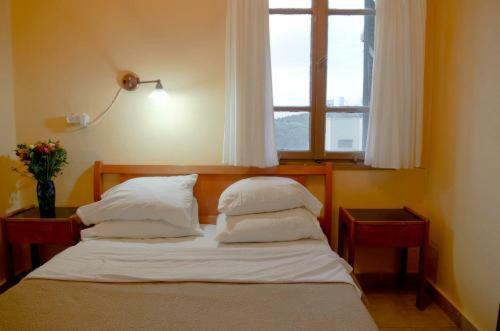Albergue Carmel Hotel
