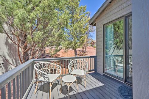 Luxe Pine Escape With Mtn Views And Gas Fire Pit!