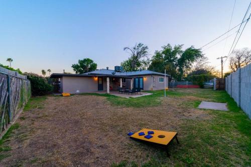 Modern Luxury Home By Old Town - Arcade - Ball