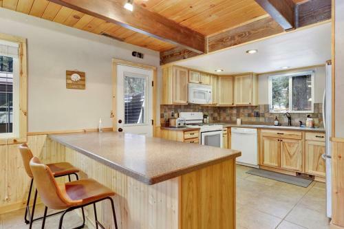 Coyote Pines #2061 By Big Bear Vacations
