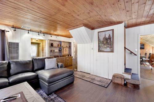 Eureka Escape #2131 By Big Bear Vacations