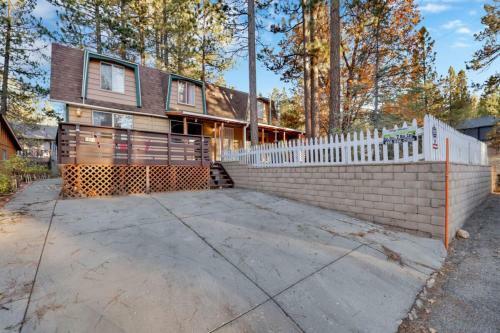 Cali Bear Cabin #2081 By Big Bear Vacations