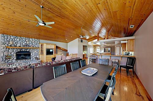 Lakeside Haven