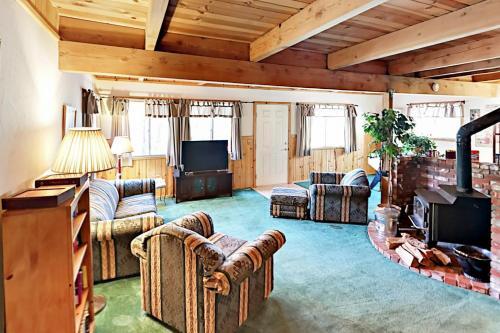 Charming Big Bear Cabin