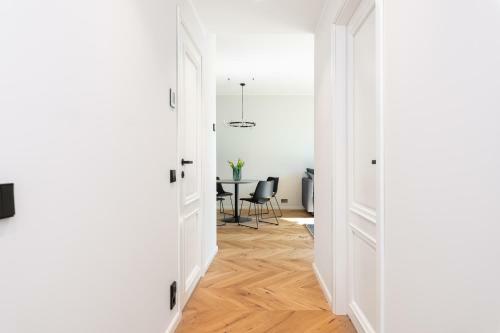 Hilltop Apartments - Wilmsi Villa