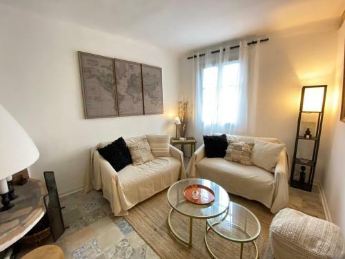 Apartamento Vieil Antibes : Beau Duplex Avec Terrasse Vue Mer