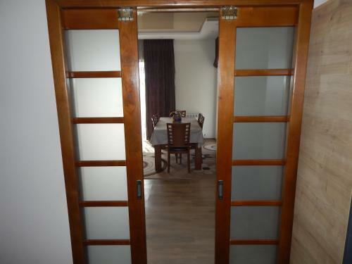 Hostal Private House Bada