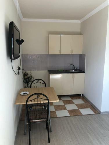 Hostal Private House Bada