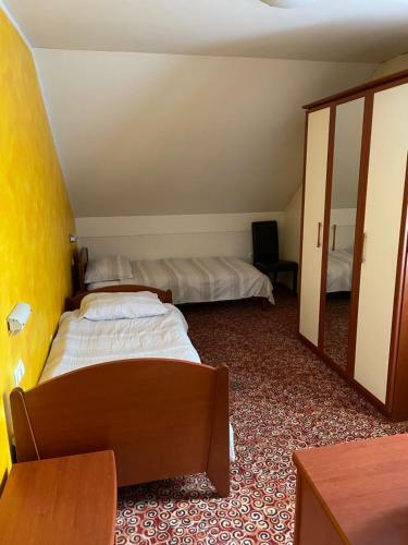 Hostal Gosti??e Senica