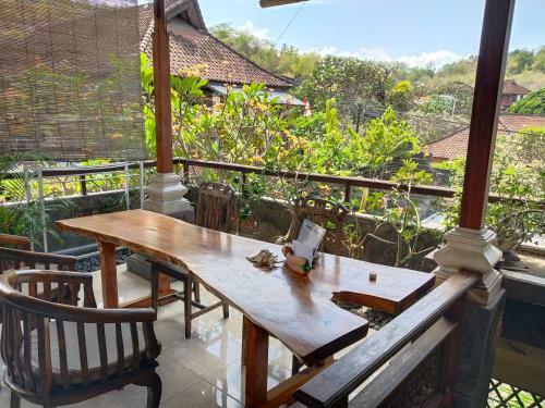 Hostal Bagus Homestay