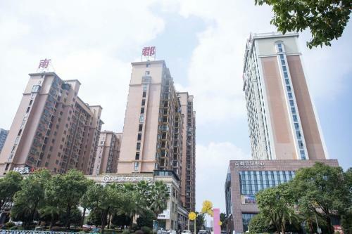 Locals Apartment Place 47
