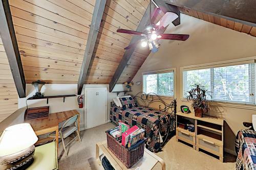 Hillside Hideaway