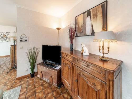 Snug Apartment In Malmedy With Balcony