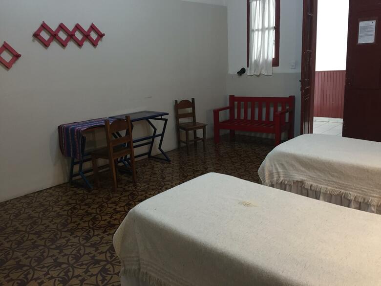 Hostal Posada Casa De Borgo�a