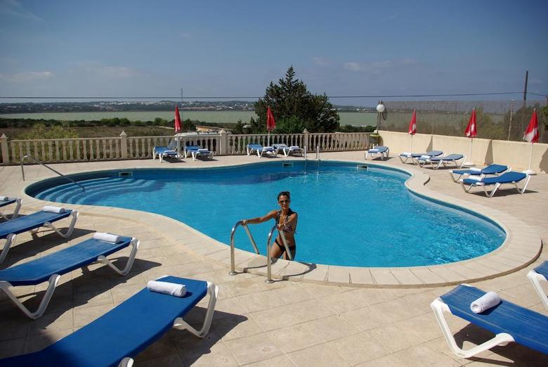 Apartamentos Paya