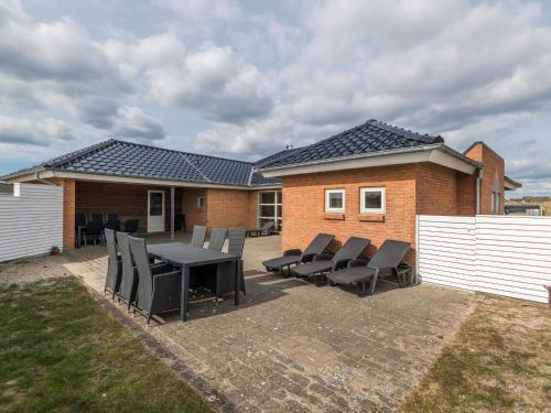 Holiday Home Fan� Ccvi