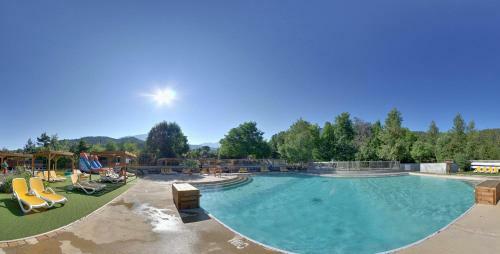 Camping Et Locations Les Airelles