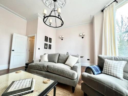 Redland Suites - Apartment 4