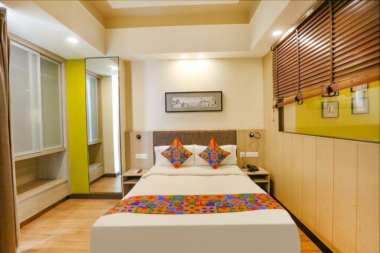 Treebo Trend Hotel Avr