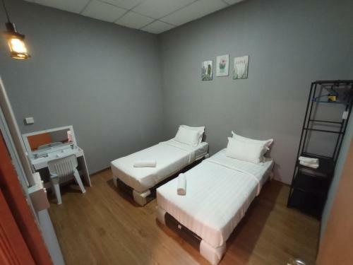 Ang Lee Holiday Home 2