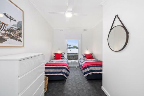 Sea Escape Lorne