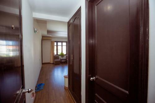 Mercury Hotel & Apartment
