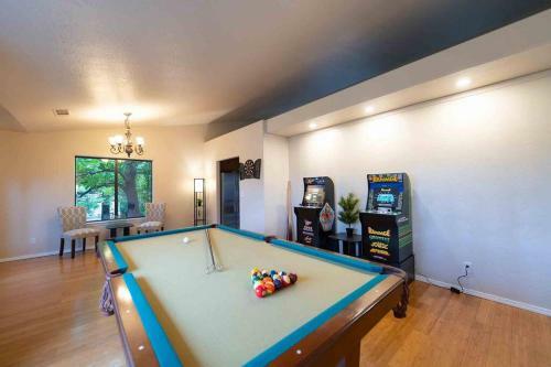 Win-river Casino - Epic Home 7 - Pool - Bbq