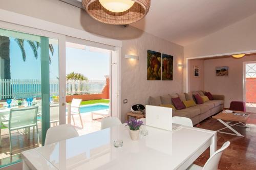 El Veril Beachfront