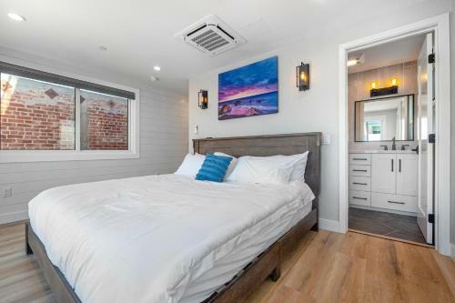 Rockaway Wonder
