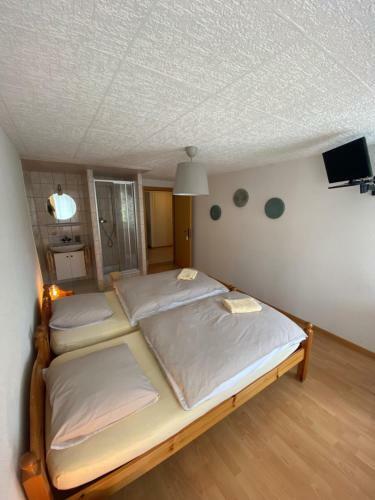 Hotel H�tel Des Trois Coeurs